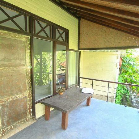 Tegal Pendet With River Views Ubud Exterior foto